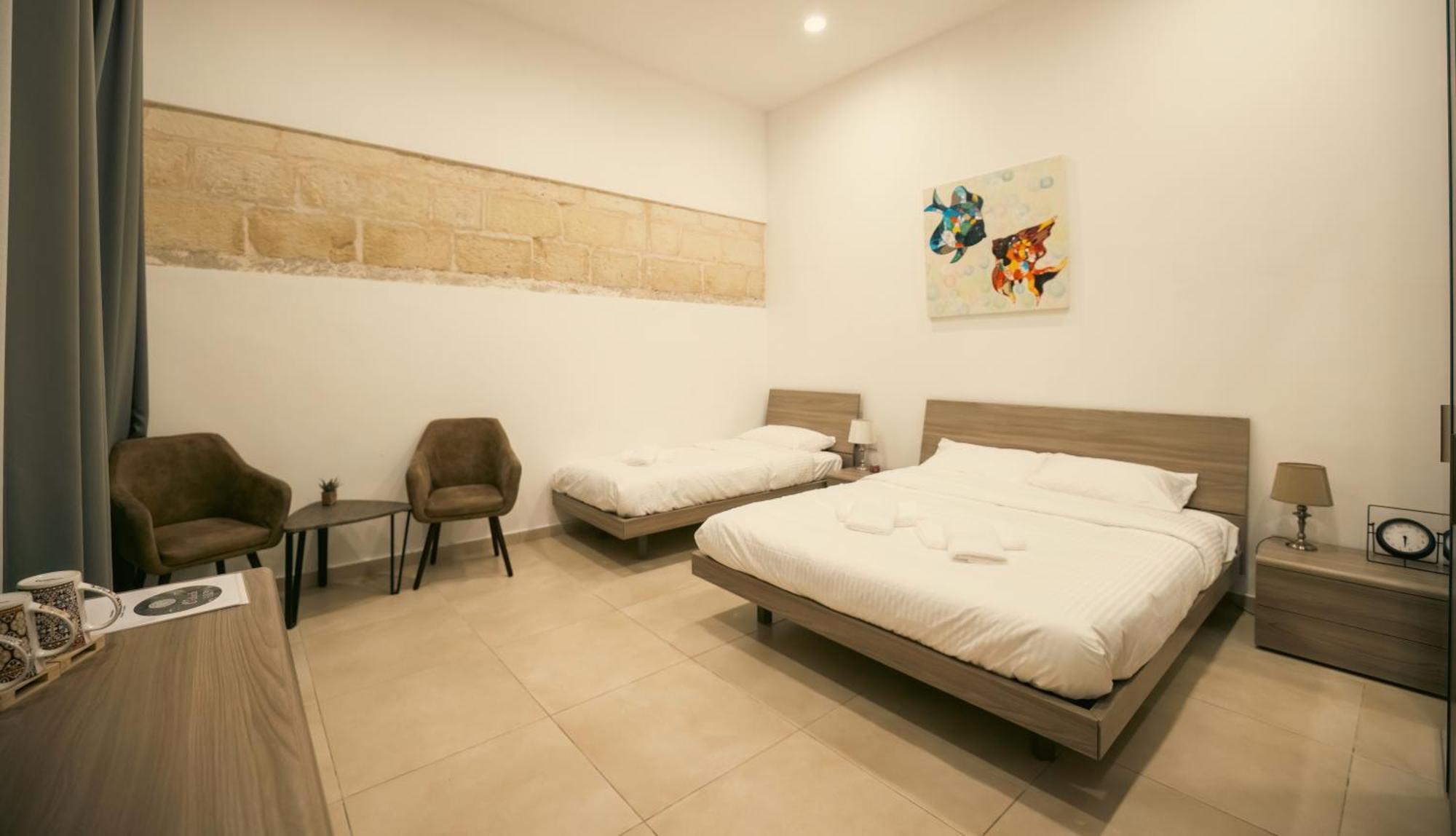 Sliema Central O'Clock B&B Malta Экстерьер фото