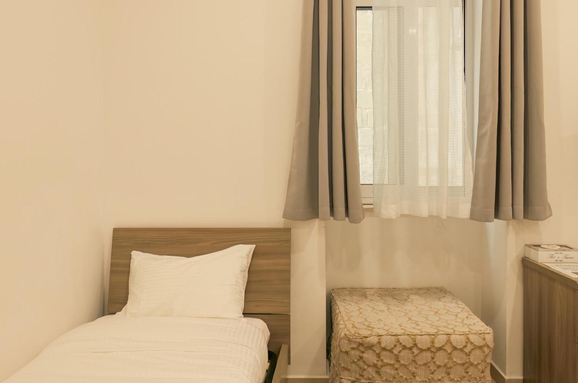 Sliema Central O'Clock B&B Malta Экстерьер фото